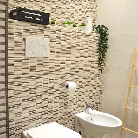 Neapolis Apartment *