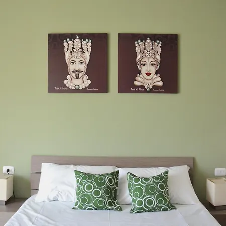 Apartment Neapolis